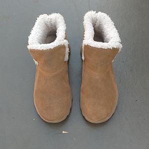 Skechers on the go boot